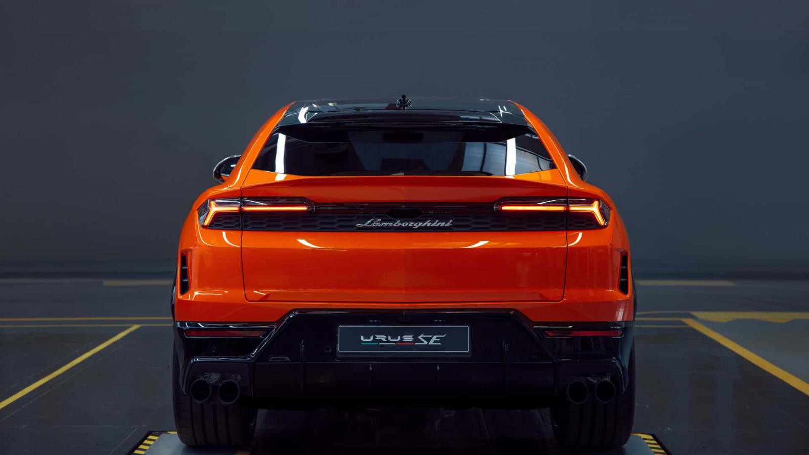 Ντεμπούτο με 800 άλογα για την Plug-in υβριδική Lamborghini Urus SE